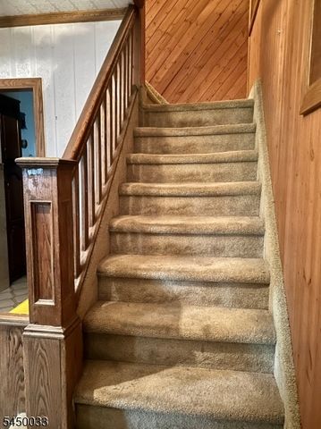194 Glenwood Rd, Elizabeth City, NJ 07208