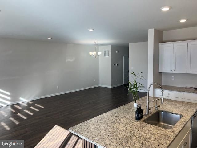 48 ROBERTA WAY, Medford, NJ 08055