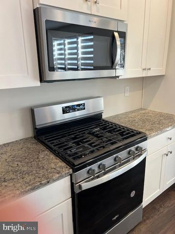 48 ROBERTA WAY, Medford, NJ 08055