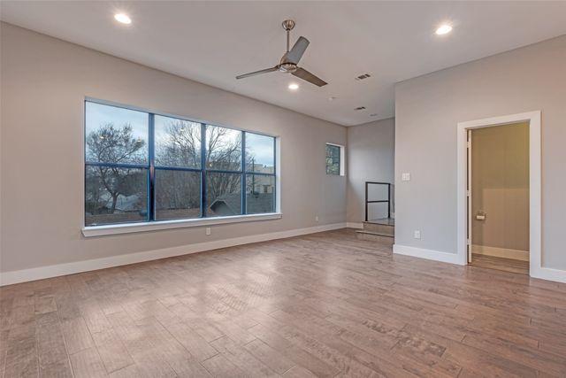 4407 Munger Avenue 3, Dallas, TX 75204