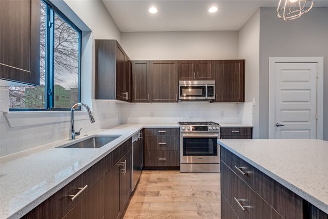 4407 Munger Avenue 3, Dallas, TX 75204