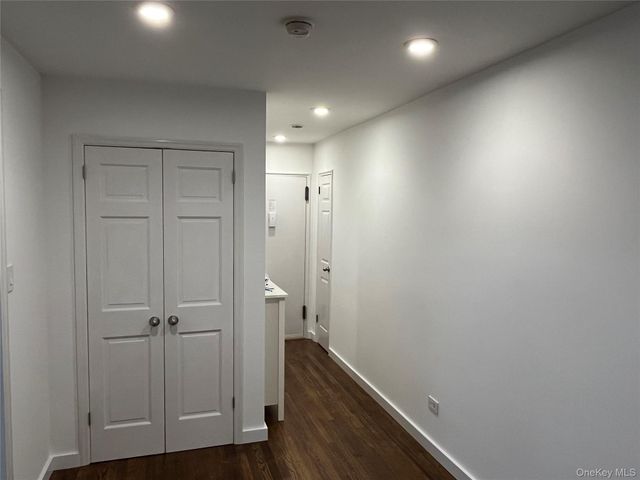 54-25 Valles Avenue 2A, Bronx, NY 10471
