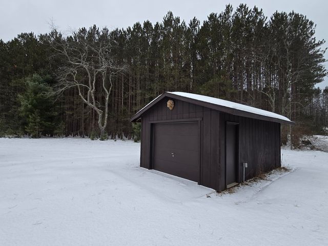 10652 N River Road, Irons, MI 49644