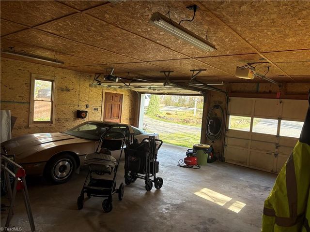 3500 E Old US Highway 421, Yadkinville, NC 27055