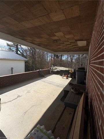 3500 E Old US Highway 421, Yadkinville, NC 27055