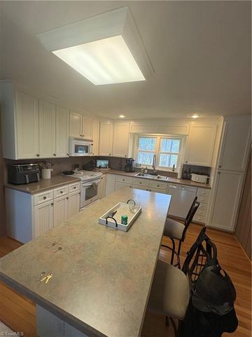 3500 E Old US Highway 421, Yadkinville, NC 27055