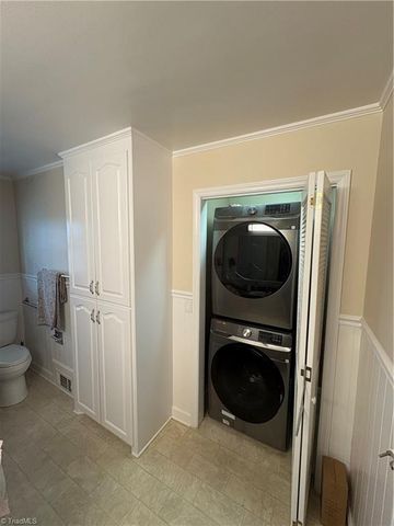 3500 E Old US Highway 421, Yadkinville, NC 27055