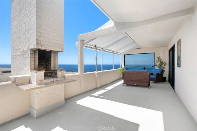 31561 Table Rock Drive 411, Laguna Beach, CA 92651