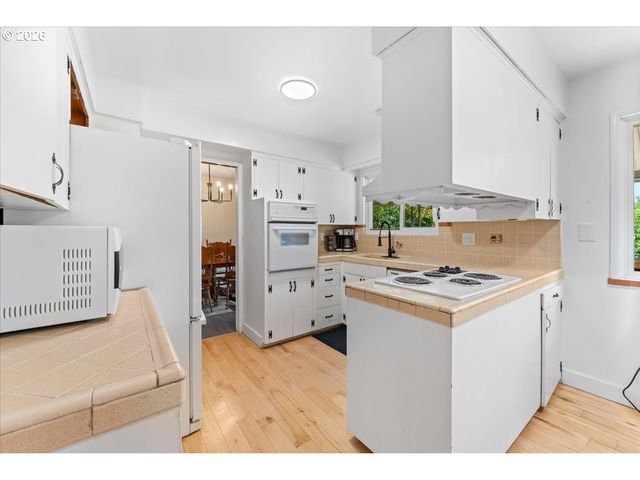 7120 Ne 22ND Ave, Portland, OR 97211
