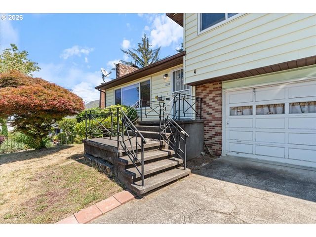 7120 Ne 22ND Ave, Portland, OR 97211
