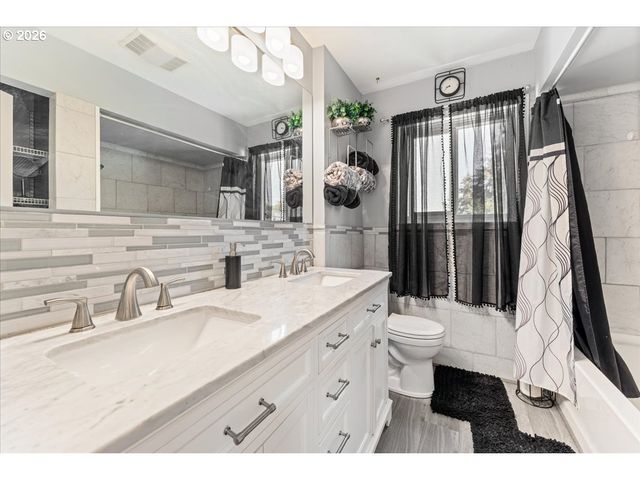 7120 Ne 22ND Ave, Portland, OR 97211