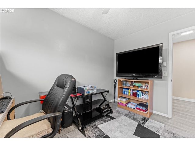 7120 Ne 22ND Ave, Portland, OR 97211