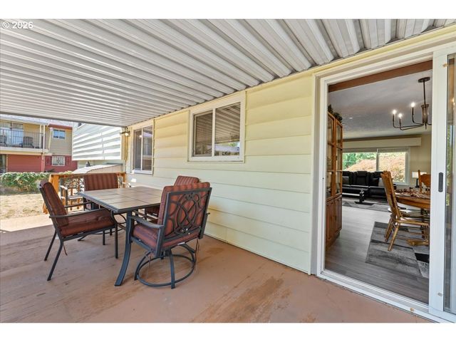 7120 Ne 22ND Ave, Portland, OR 97211