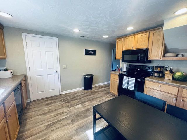 1126 TAFT AVENUE, Oshkosh, WI 54902