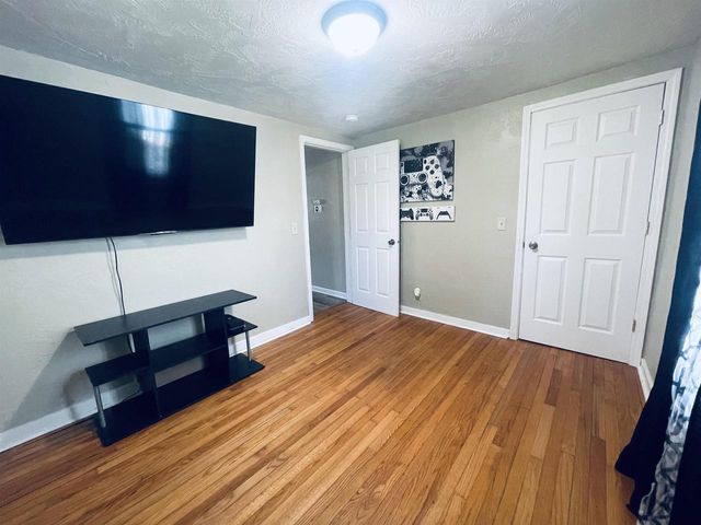 1126 TAFT AVENUE, Oshkosh, WI 54902