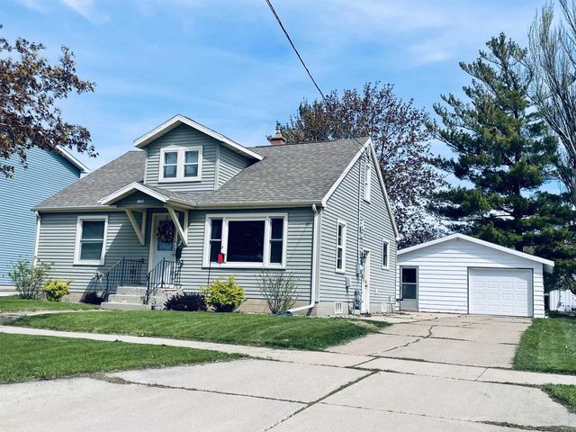 1126 TAFT AVENUE, Oshkosh, WI 54902