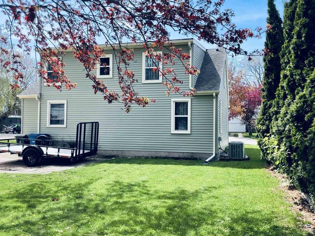 1126 TAFT AVENUE, Oshkosh, WI 54902