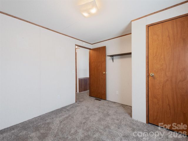39 Spruce Street, Waynesville, NC 28786