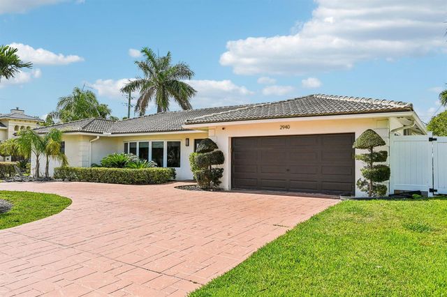 2940 NE 39th Court, Lighthouse Point, FL 33064