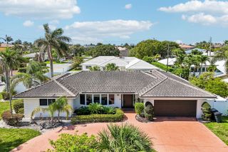 2940 NE 39th Court, Lighthouse Point, FL 33064