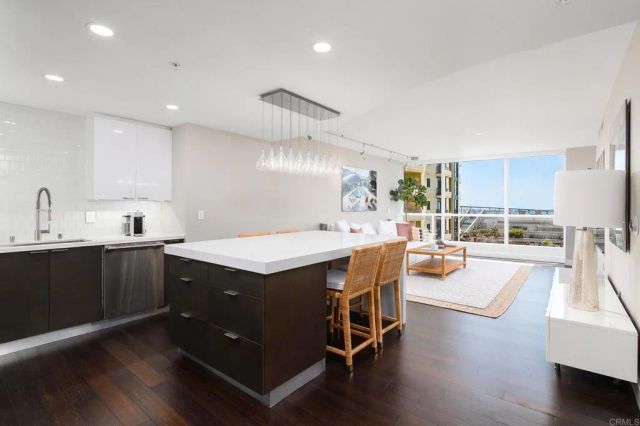 555 Front 1103, San Diego, CA 92101