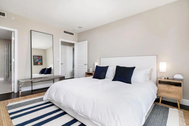 555 Front 1103, San Diego, CA 92101