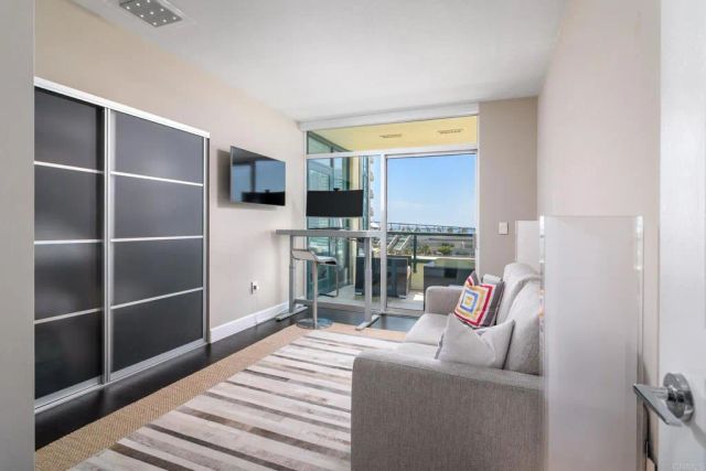 555 Front 1103, San Diego, CA 92101