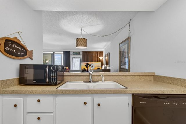 2620 COVE CAY DRIVE 904, Clearwater, FL 33760