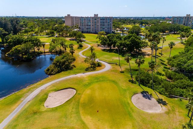 2620 COVE CAY DRIVE 904, Clearwater, FL 33760