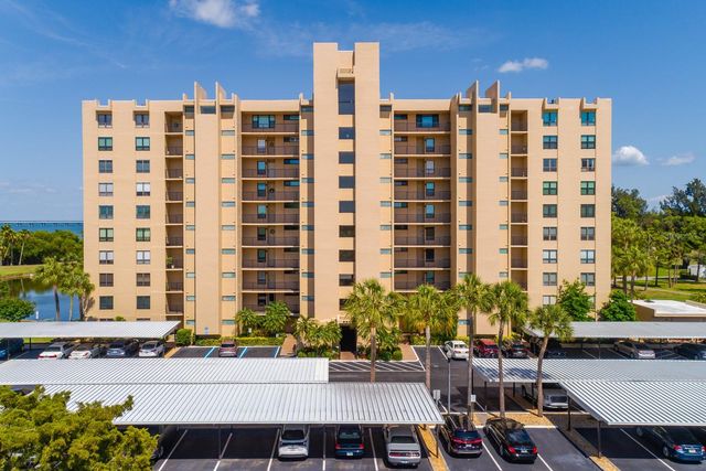 2620 COVE CAY DRIVE 904, Clearwater, FL 33760