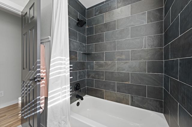 3137 Shoreline Drive, Burleson, TX 76028