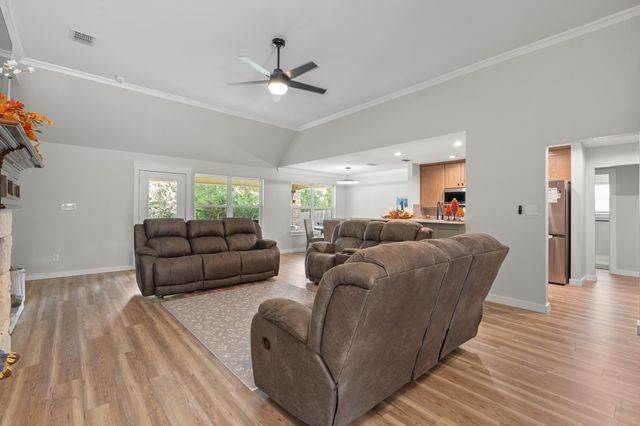 3137 Shoreline Drive, Burleson, TX 76028