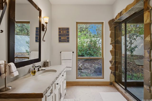 1726 GREYSTONE RDG, San Antonio, TX 78258