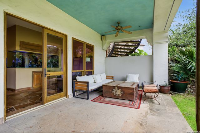 1726 GREYSTONE RDG, San Antonio, TX 78258