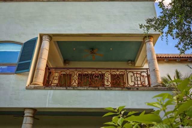 1726 GREYSTONE RDG, San Antonio, TX 78258