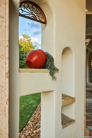 1726 GREYSTONE RDG, San Antonio, TX 78258