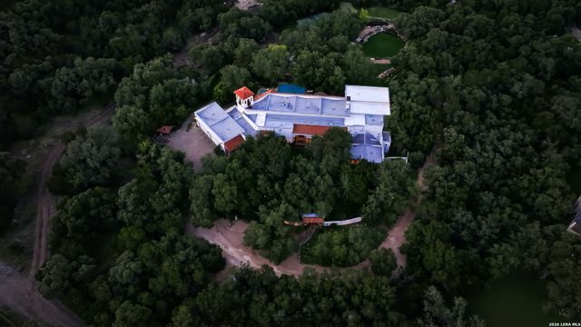1726 GREYSTONE RDG, San Antonio, TX 78258