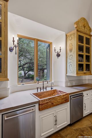 1726 GREYSTONE RDG, San Antonio, TX 78258