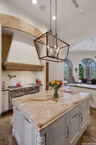 1726 GREYSTONE RDG, San Antonio, TX 78258