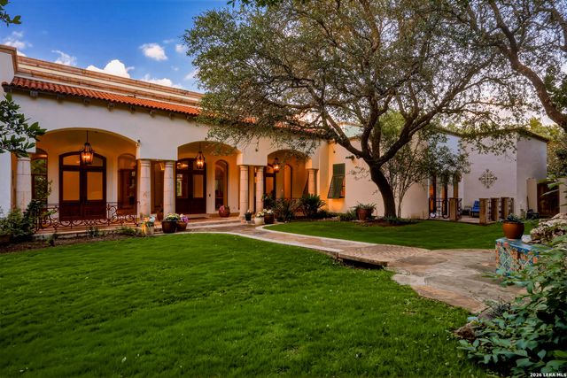 1726 GREYSTONE RDG, San Antonio, TX 78258
