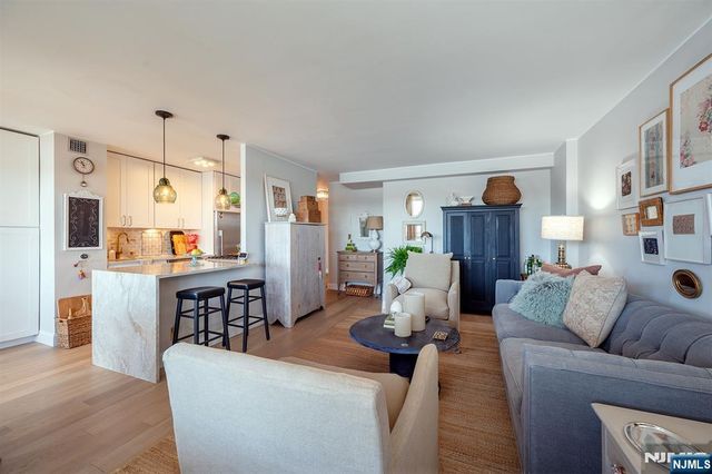 6600 Boulevard East 6C, West New York, NJ 07093