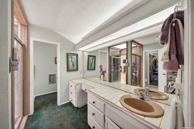 29323 No Le Hace, Fair Oaks Ranch, TX 78015