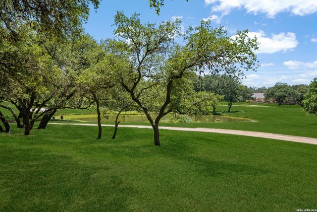 29323 No Le Hace, Fair Oaks Ranch, TX 78015