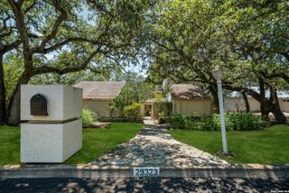29323 No Le Hace, Fair Oaks Ranch, TX 78015