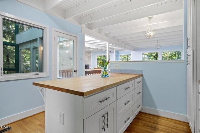 195 Marilyn Lane, Chapel Hill, NC 27514