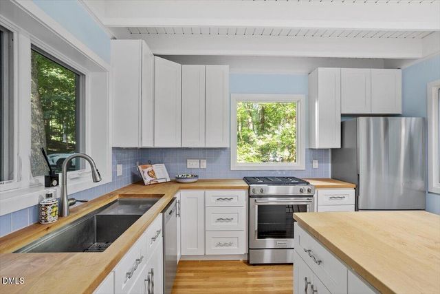 195 Marilyn Lane, Chapel Hill, NC 27514