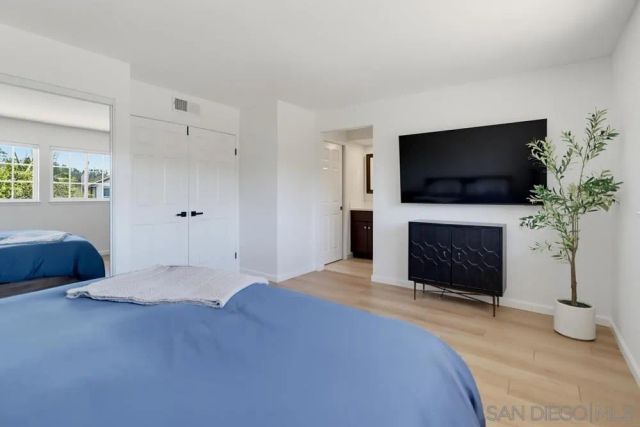 4966 Corte Playa Palmera, San Diego, CA 92124