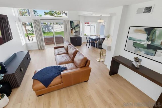 4966 Corte Playa Palmera, San Diego, CA 92124