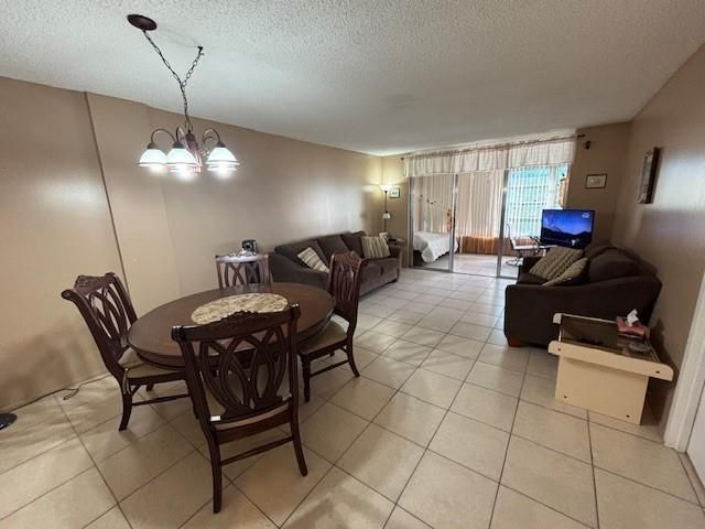 2649 NW 48th Terrace 433, Lauderdale Lakes, FL 33313