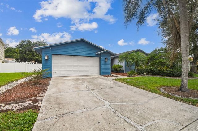 15908 COUNTRY PLACE, Tampa, FL 33624